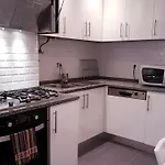 Ly\'S House In Lisbon